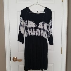 black and white swim cover up